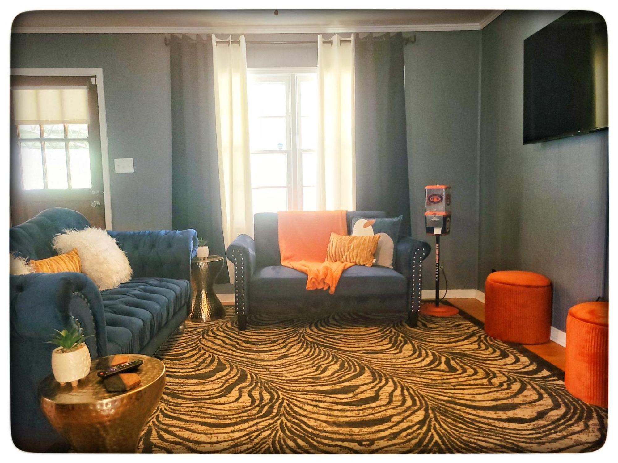 Capital City Eagle'S Nest - Pool Table - Pet Friendly - 6 Beds Villa Montgomery Exteriör bild